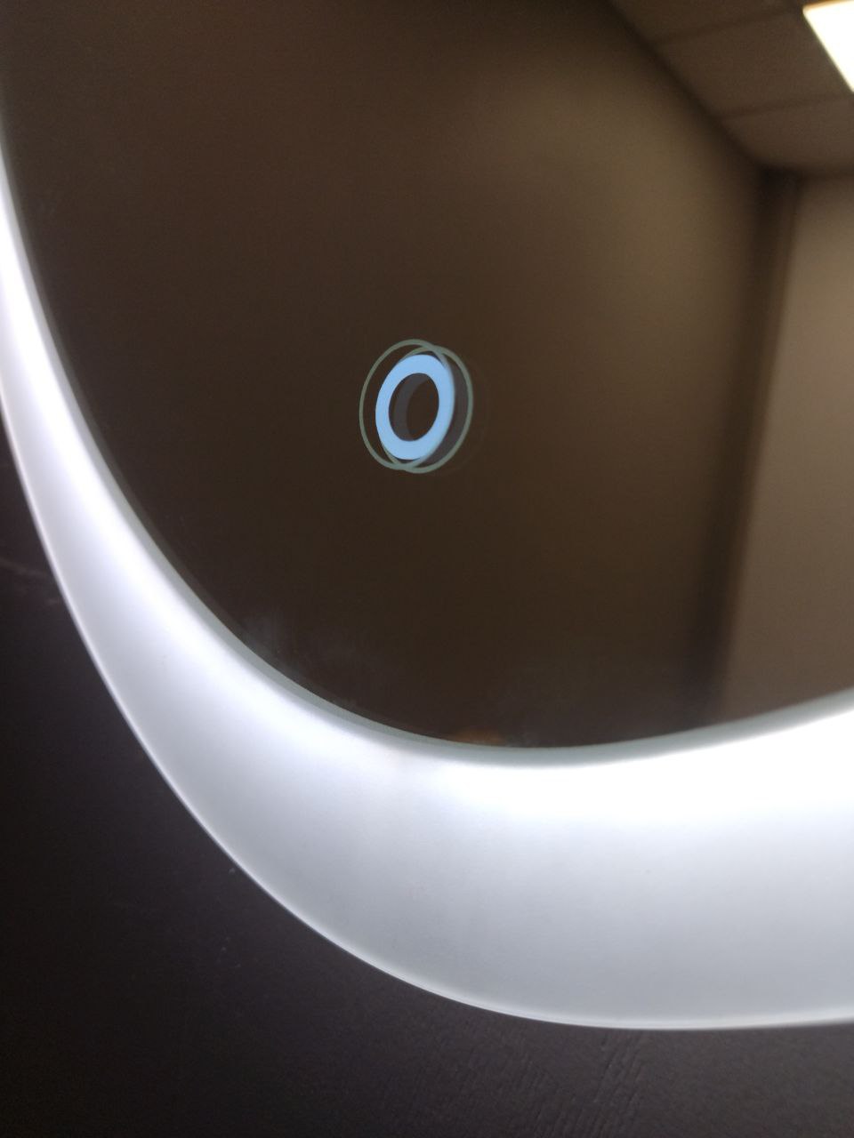 Зеркало Mono 55 с подсветкой Зеркало Mono 55 с подсветкой