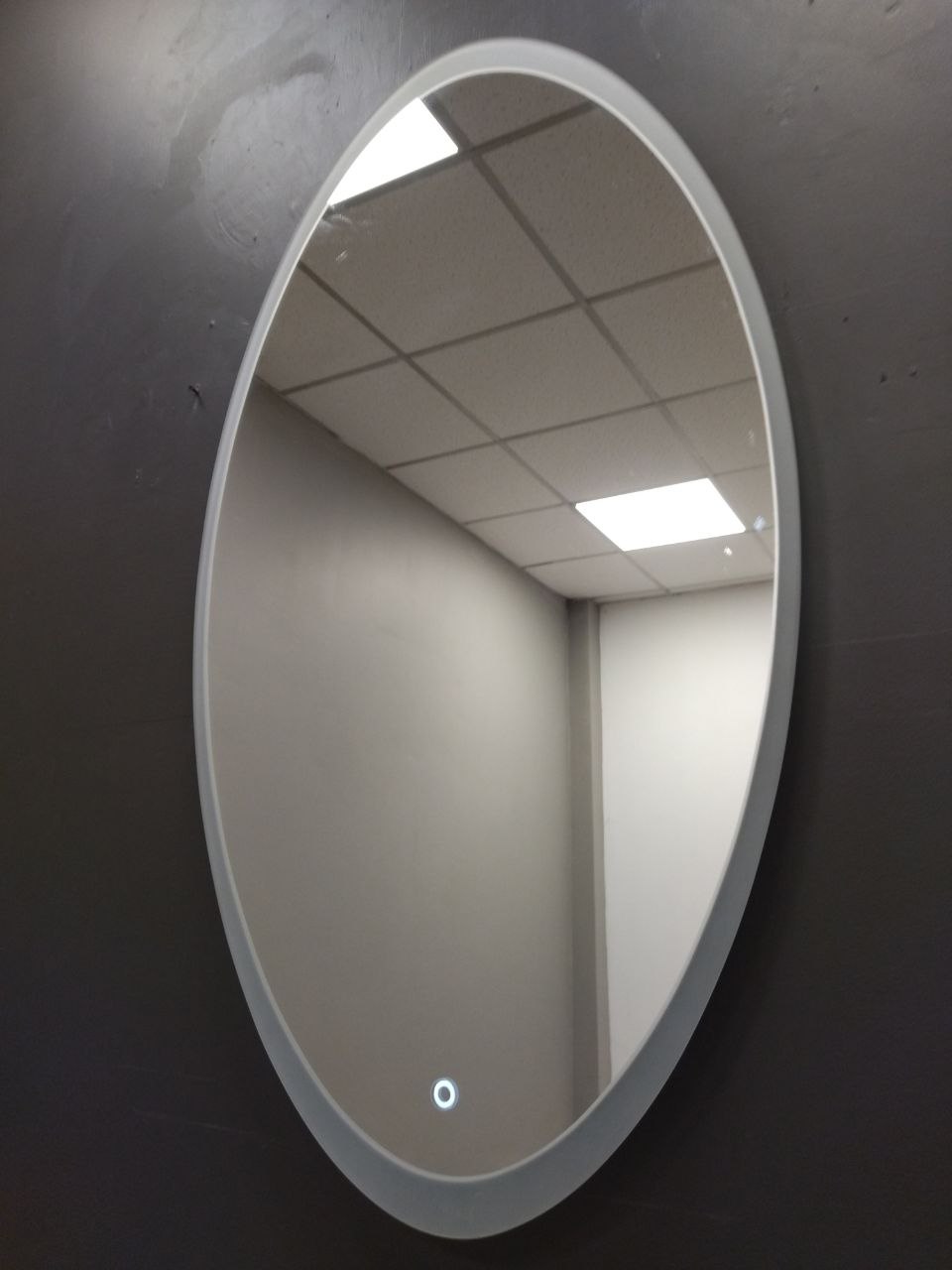 Зеркало Mono 55 с подсветкой Зеркало Mono 55 с подсветкой